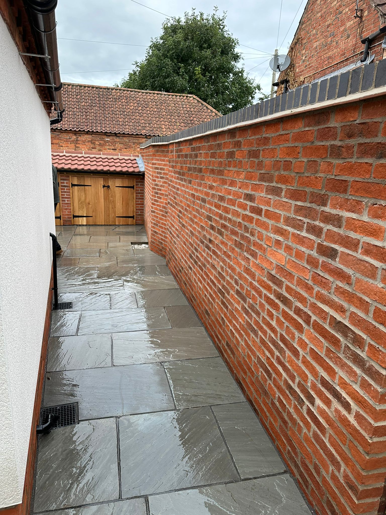 Roofing services Nottinghamshire & Lincolnshire – completed roof work by EMC Building and Roofing Services